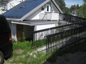 Inngang kontor.